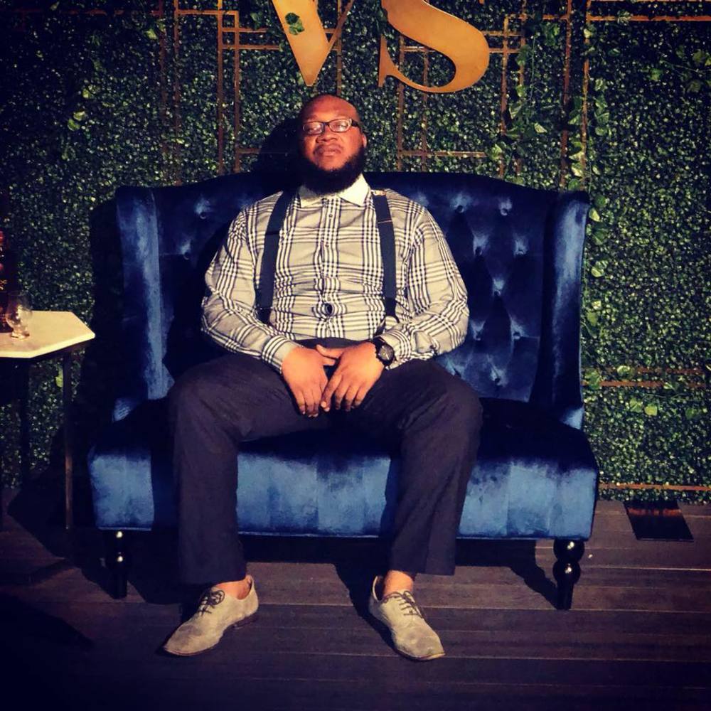 Meet your Posher, Leon